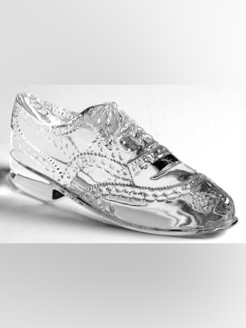 Ralph Lauren Wingtip Shoe Crystal Paperweight vintage Decor Decoration